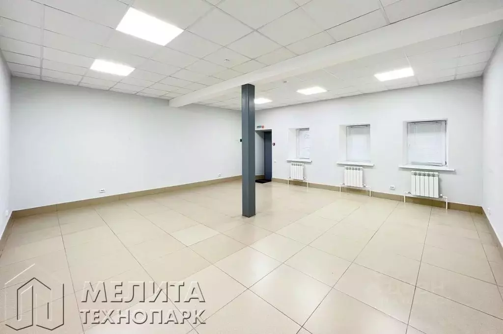 Помещение свободного назначения в Татарстан, Казань ул. Ирек, 1 (71 м) - Фото 1