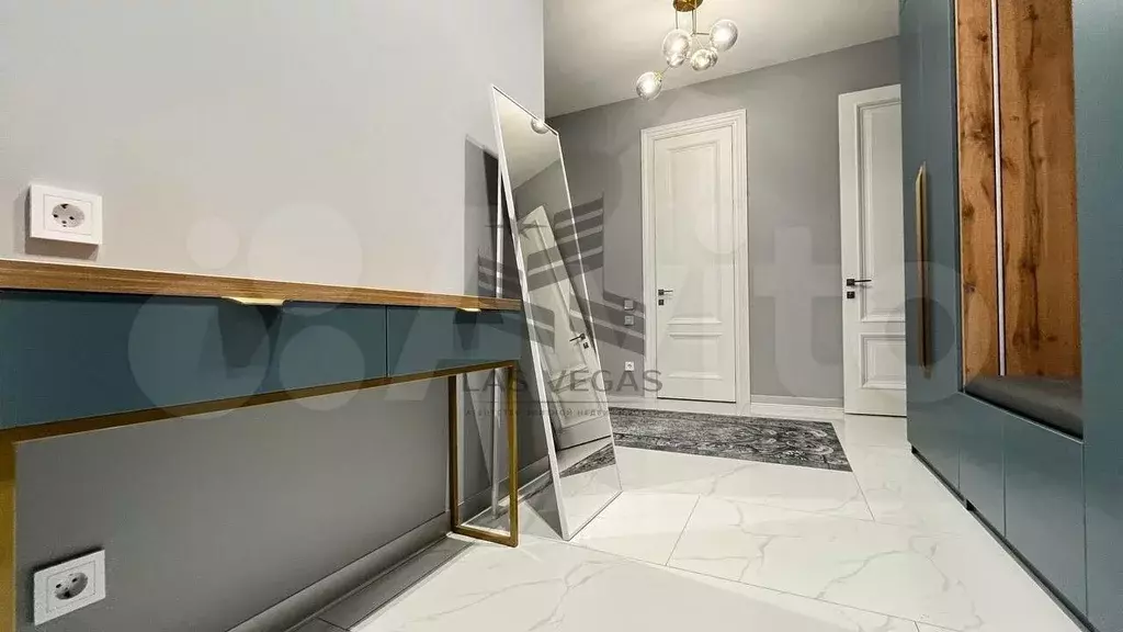 2-к. квартира, 80 м, 2/8 эт. - Фото 1