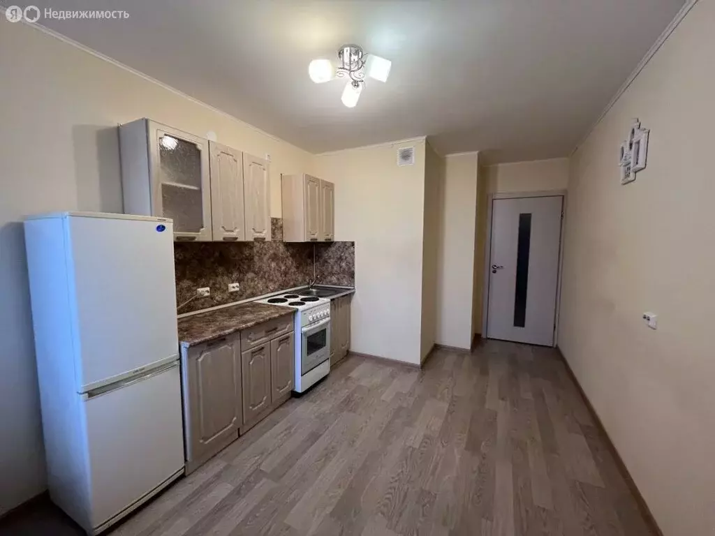1-комнатная квартира: Екатеринбург, Рощинская улица, 21к1 (41 м) - Фото 0