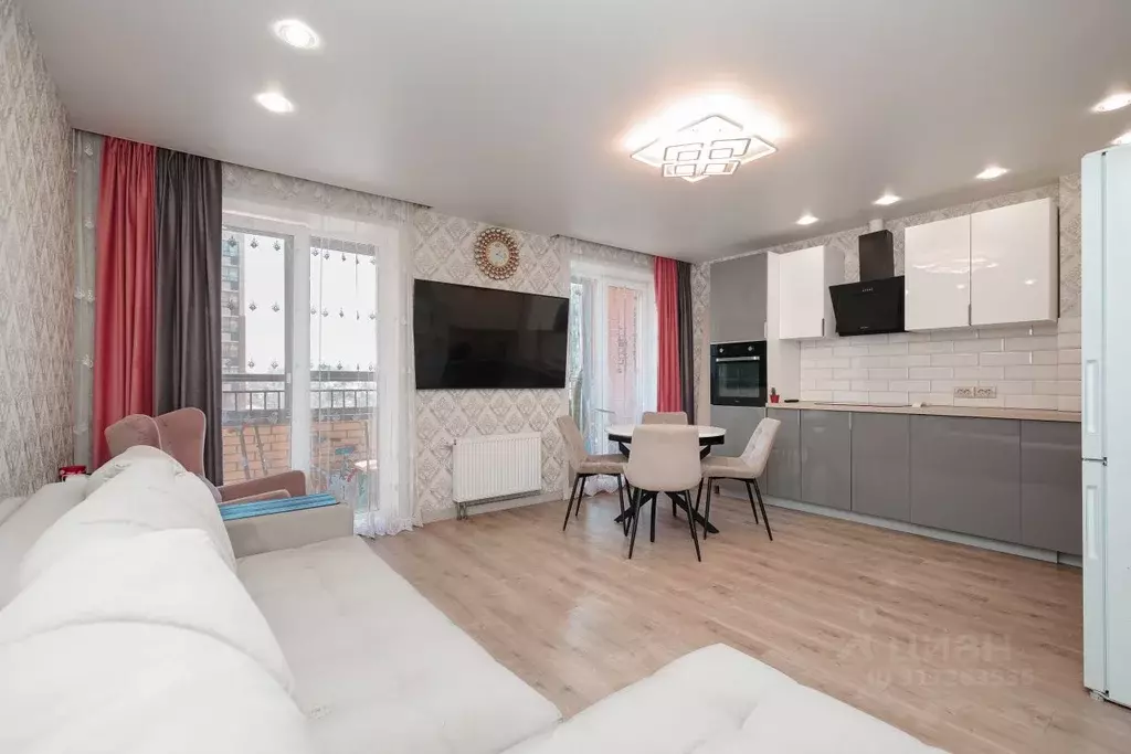 2-к кв. Новосибирская область, Новосибирск Кубовая ул., 53/1 (61.8 м) - Фото 0