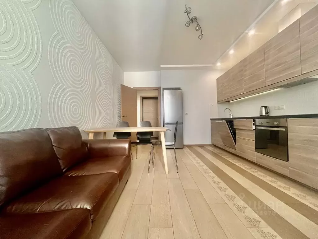 3-к кв. Свердловская область, Екатеринбург ул. 8 Марта, 190 (72.0 м) - Фото 1