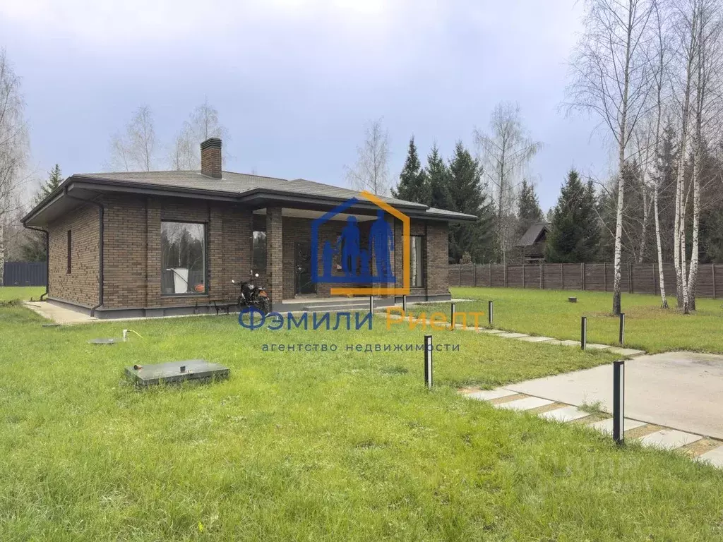 Дом в Калужская область, Малоярославецкий муниципальный округ, ... - Фото 0