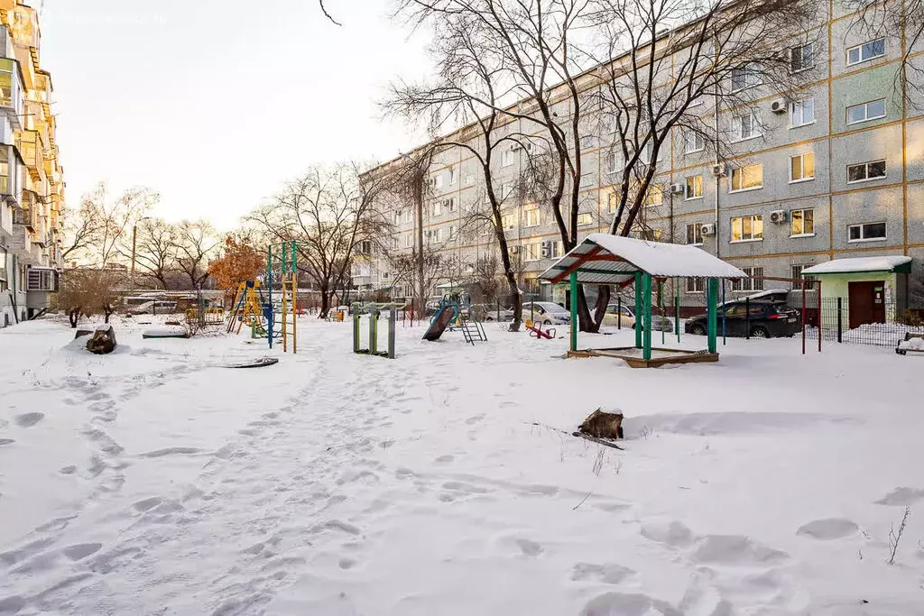 3-комнатная квартира: Благовещенск, улица Горького, 136 (86.8 м) - Фото 1