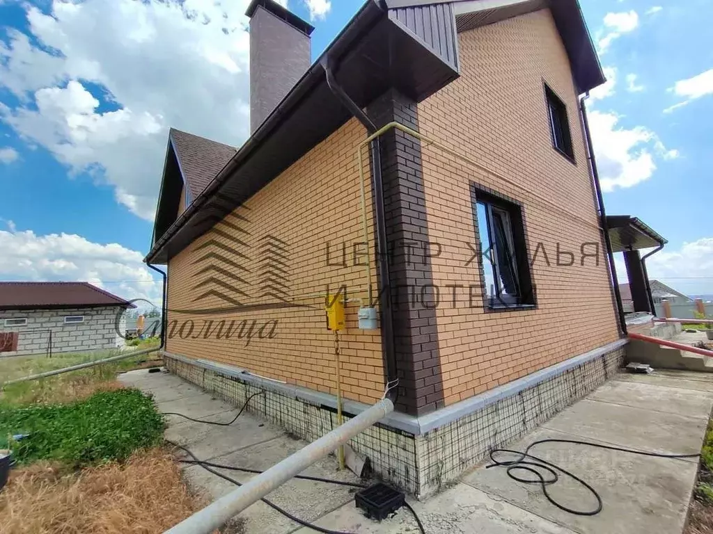Дом в Белгородская область, Старый Оскол Научный центр-1 мкр,  (203 м) - Фото 0