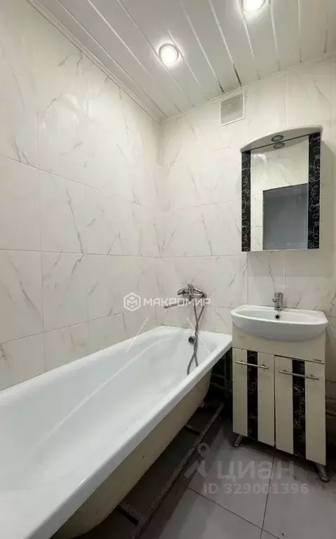 2-к кв. Брянская область, Брянск Орловская ул., 27 (51.0 м) - Фото 1