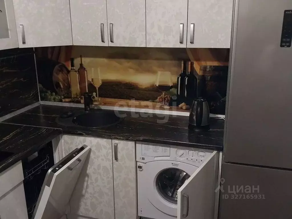 3-к кв. Санкт-Петербург Лабораторный просп., 20к3 (78.0 м) - Фото 1