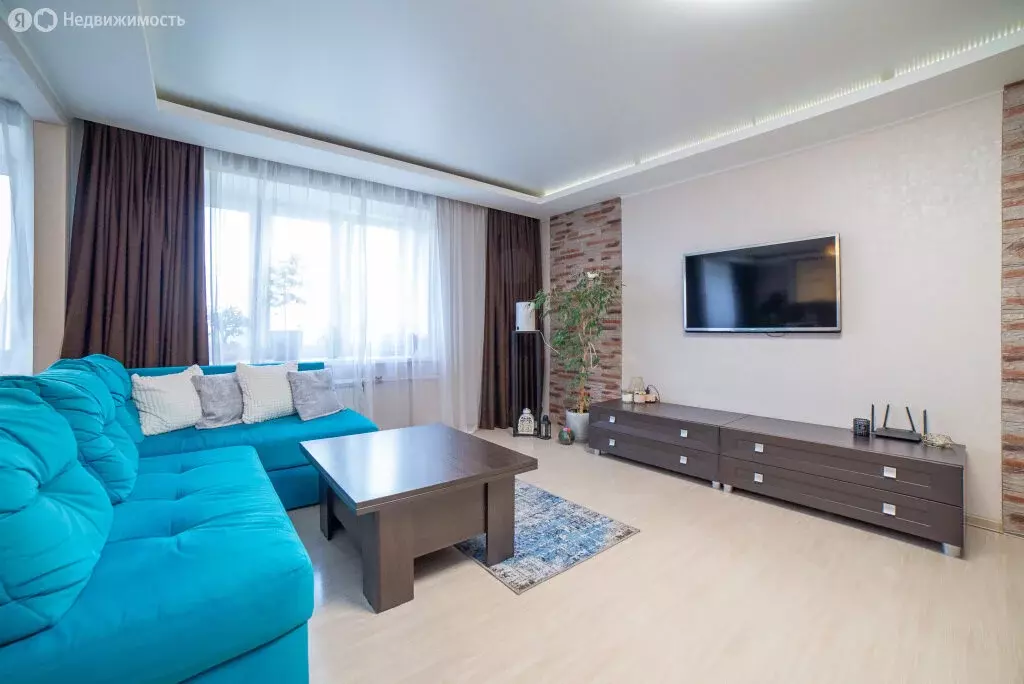 4-комнатная квартира: Екатеринбург, улица Стачек, 59 (77 м) - Фото 0