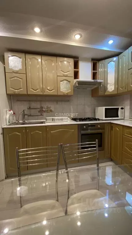 3-к кв. Волгоградская область, Волгоград ул. Рокоссовского, 28 (65.0 ... - Фото 2