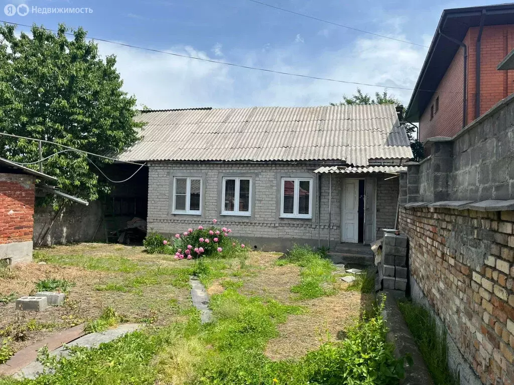 Дом в село Октябрьское, улица К. Хетагурова (63.2 м) - Фото 0