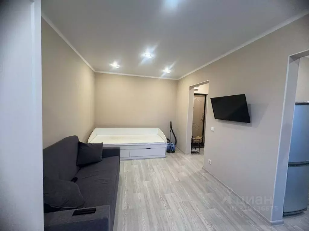 1-к кв. Татарстан, Казань ул. Александра Курынова, 10к1 (35.0 м) - Фото 0