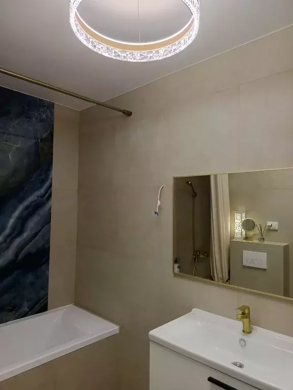 Продаётся 1-к квартира, 42 м - Фото 1