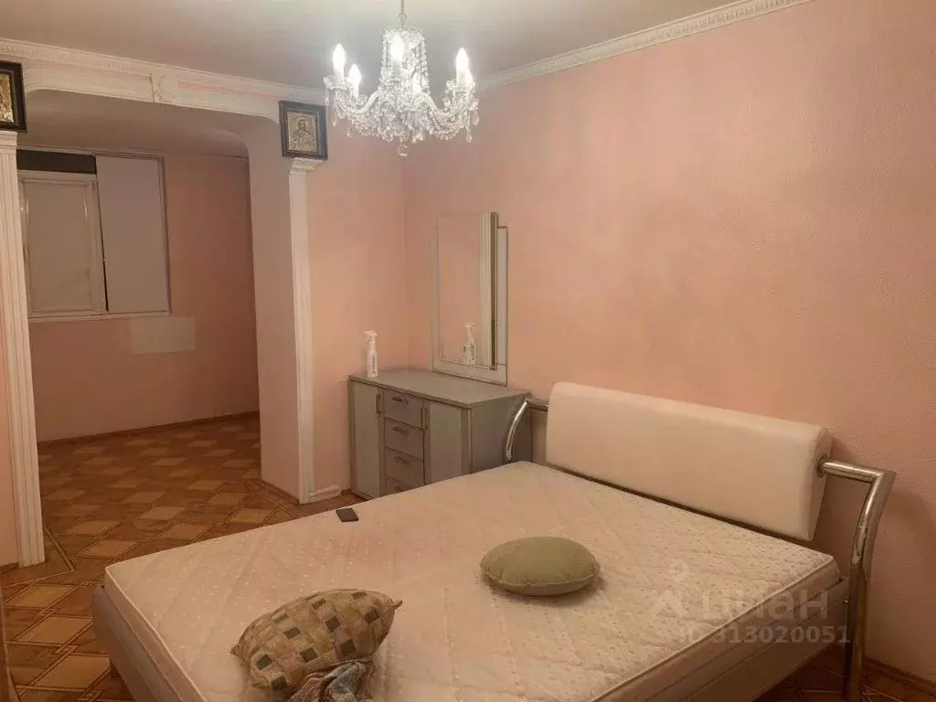 2-к кв. Крым, Симферополь пер. Заводской, 29А (56.0 м) - Фото 1