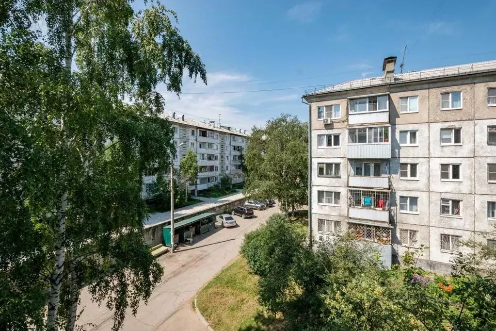 3-к кв. Иркутская область, Иркутск Байкальская ул., 233 (47.1 м) - Фото 2
