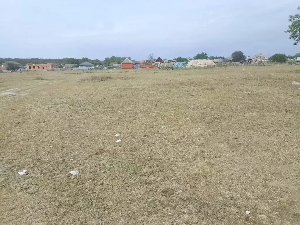 Участок в Кабардино-Балкария, Майский ул. Гагарина (16.0 сот.) - Фото 1