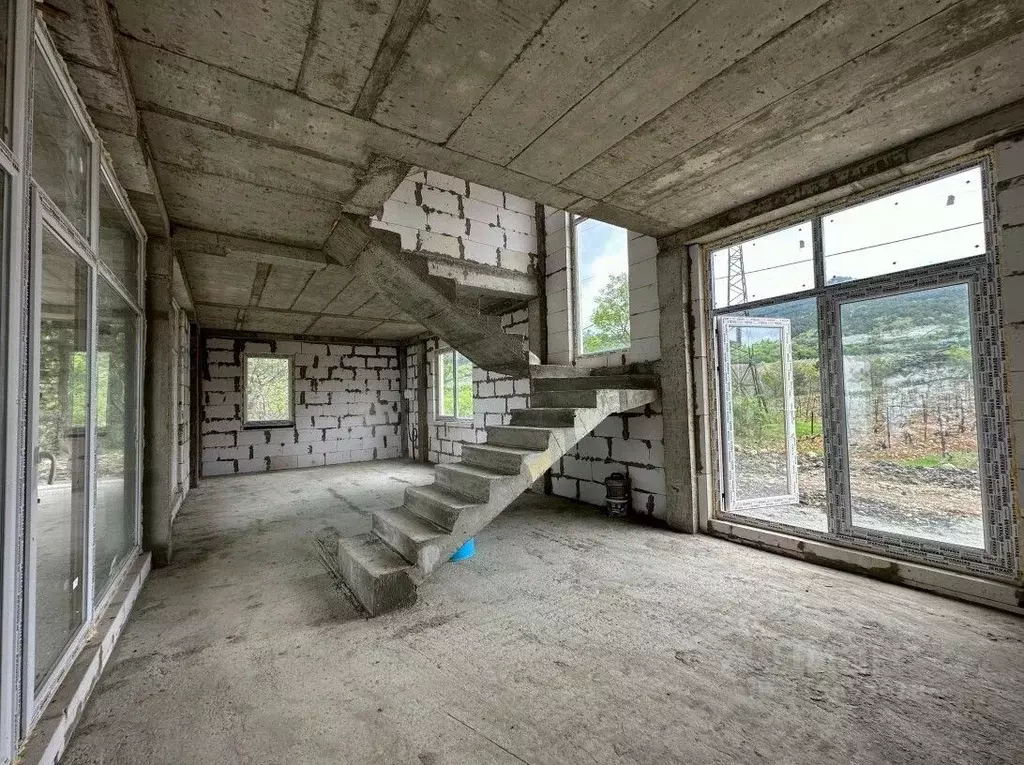 Дом в Крым, Ялта муниципальный округ, Гаспра пгт ул. Горького, 32 (291 ... - Фото 1