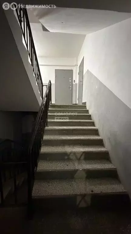 3-комнатная квартира: Каспийск, Западная улица, 2 (93 м) - Фото 2