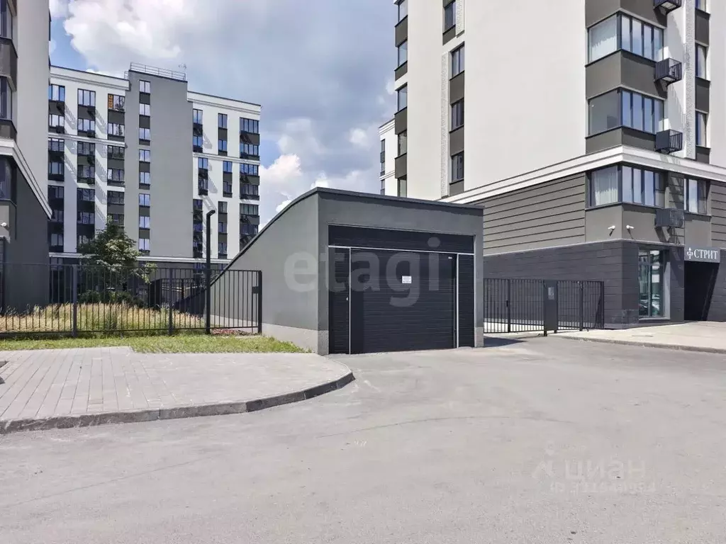 Гараж в Тюменская область, Тюмень ул. Тимофея Кармацкого, 3 (19 м) - Фото 1