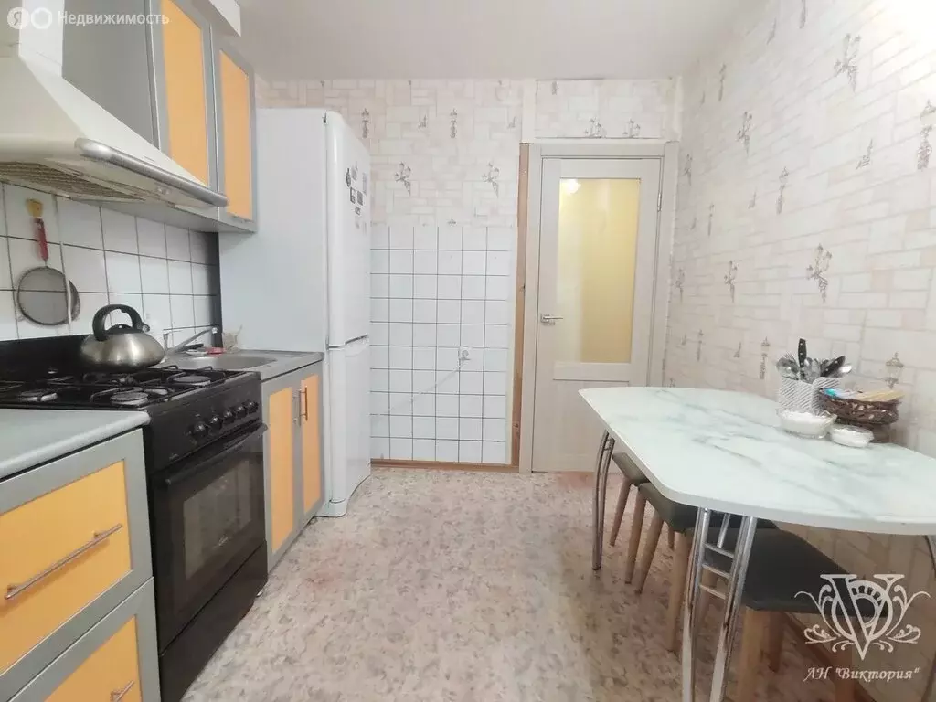 3-комнатная квартира: Ухта, Интернациональная улица, 33 (61.5 м) - Фото 1