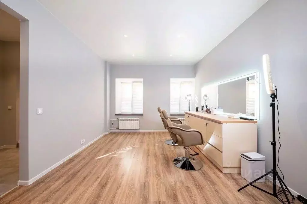 Помещение свободного назначения в Санкт-Петербург 11-я Красноармейская ... - Фото 2