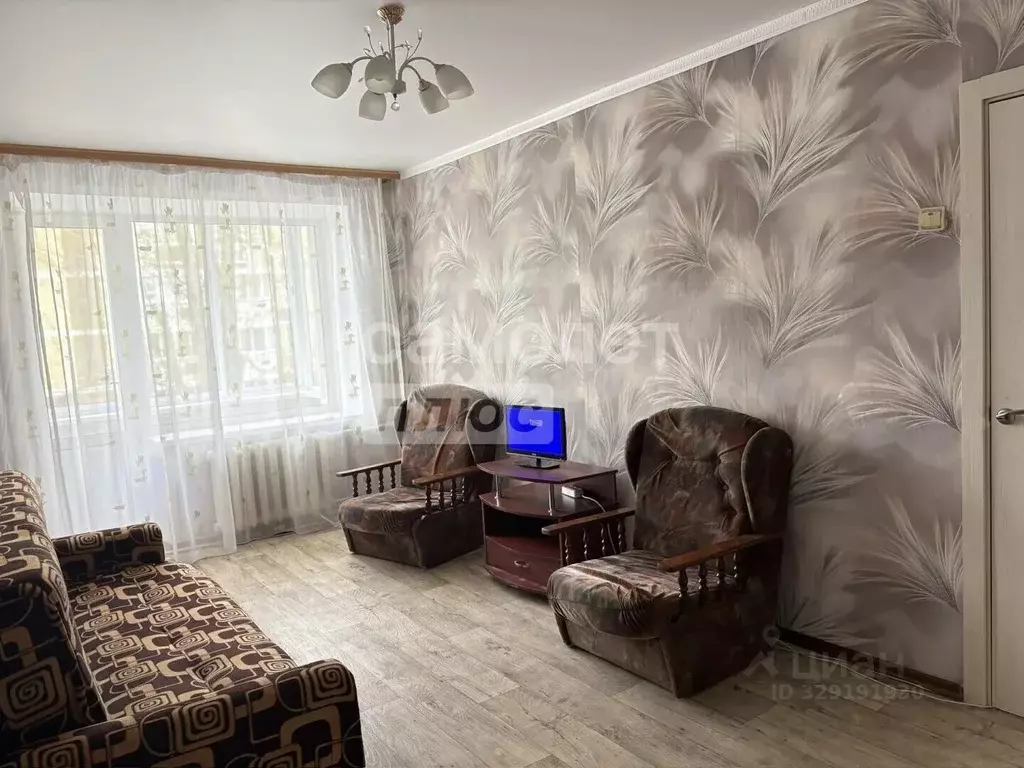 2-к кв. Брянская область, Брянск просп. Ленина, 53 (48.0 м) - Фото 1