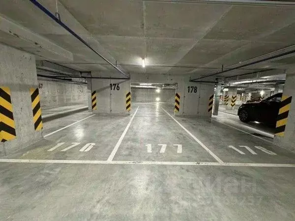 Гараж в Свердловская область, Екатеринбург ул. Азина, 31 (13 м) - Фото 1