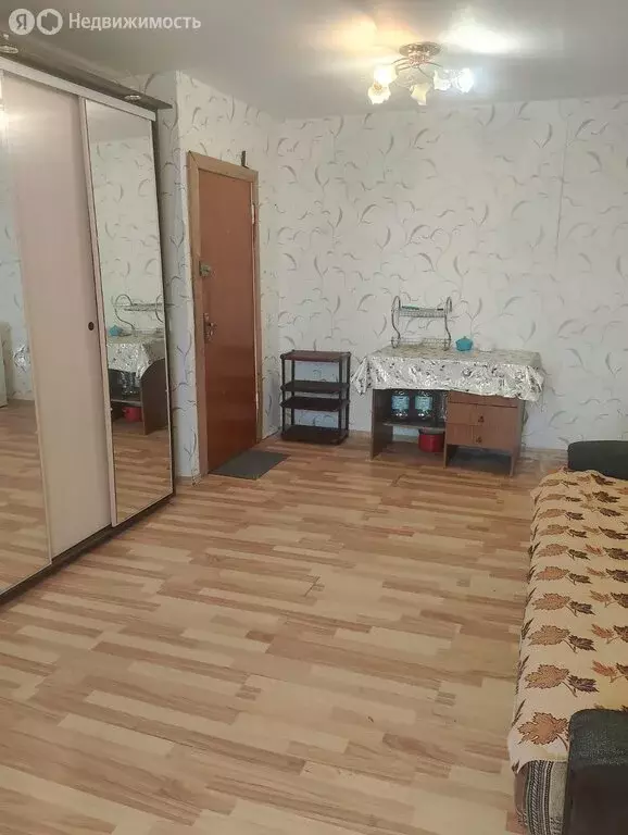 1к в 4-комнатной квартире (19 м) - Фото 1