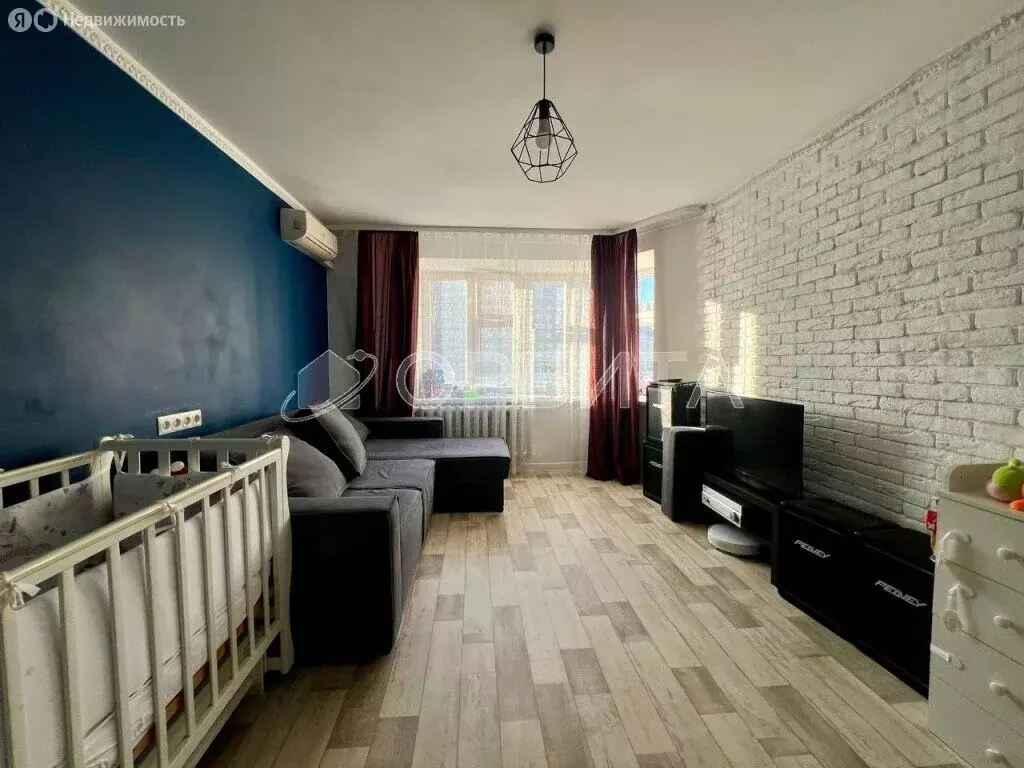 1-комнатная квартира: Тюмень, улица Пермякова, 69 (40.4 м) - Фото 0