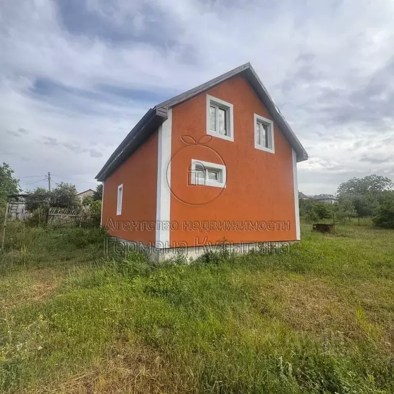 Дом в Волгоградская область, Волгоград ул. Джамбула Джабаева, 8/20 ... - Фото 1