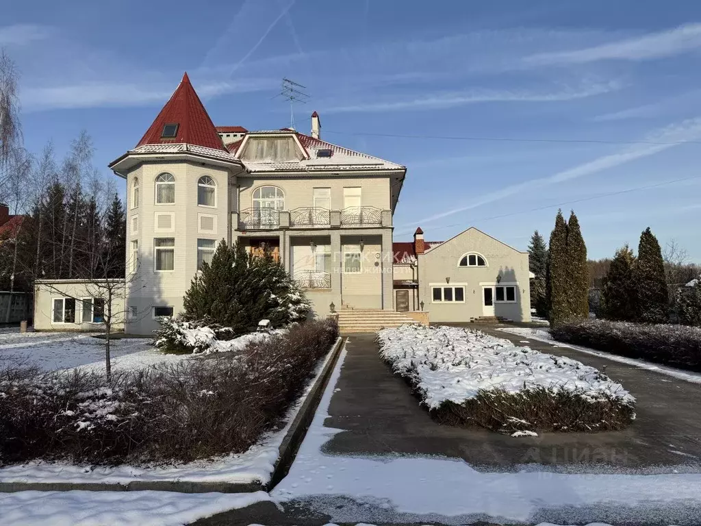 Дом в Московская область, Наро-Фоминский городской округ, д. Першино ... - Фото 1