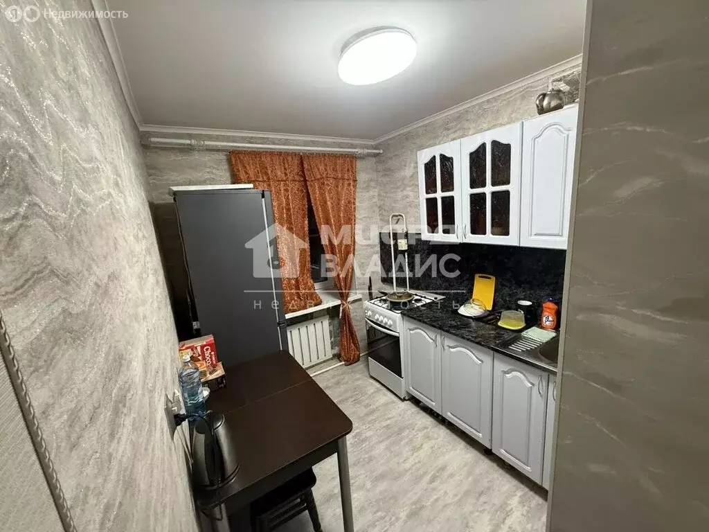 1-комнатная квартира: Омск, улица 7-я Линия, 186 (30 м) - Фото 2