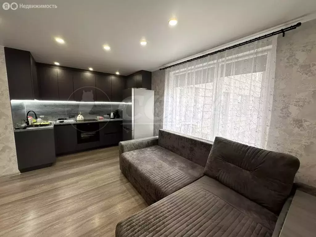 2-комнатная квартира: Тюмень, Стройотрядовская улица, 6 (50.5 м) - Фото 2