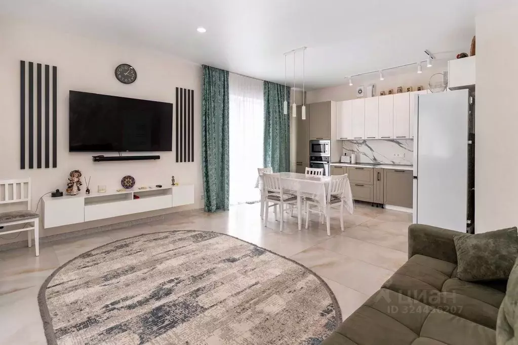 Дом в Краснодарский край, Краснодар ул. Имени Георгия Гужина, 76 (126 ... - Фото 1