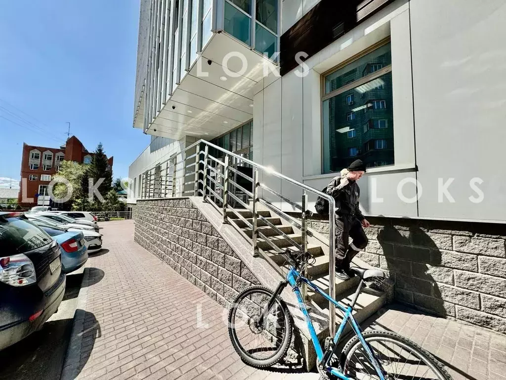 Офис в Новосибирская область, Новосибирск ул. Ленина, 81 (385 м) - Фото 1