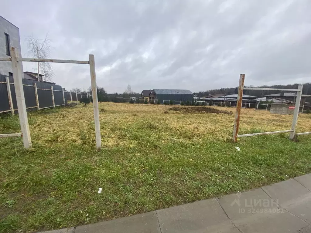 Участок в Московская область, Одинцовский городской округ, д. Большое ... - Фото 2