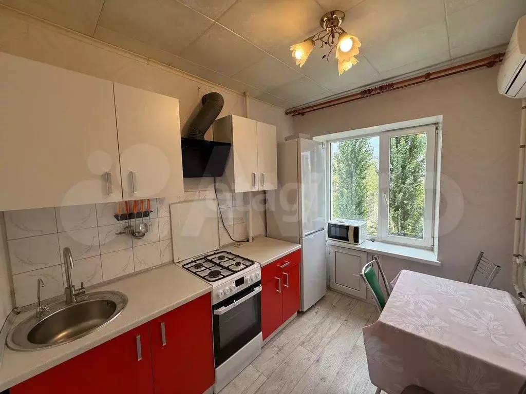 2-к. квартира, 50 м, 6/9 эт. - Фото 0