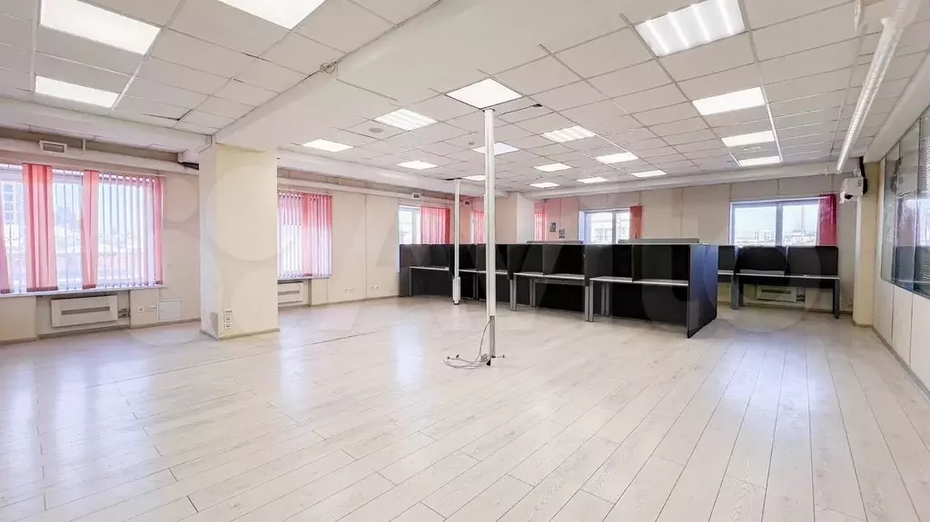 Офисный блок 230 м2 - Фото 1