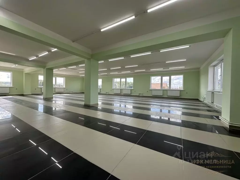 Помещение свободного назначения в Свердловская область, Полевской ул. ... - Фото 2