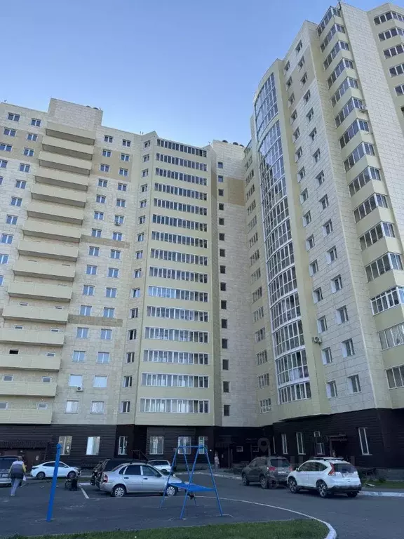 1-к кв. Омская область, Омск ул. Кирова, 51 (40.68 м) - Фото 2