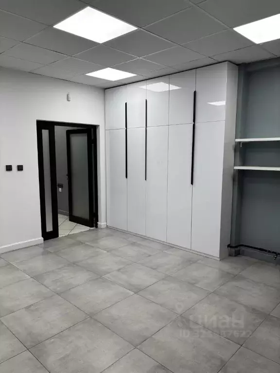 Офис в Новосибирская область, Новосибирск Военная ул., 9 (150 м) - Фото 1