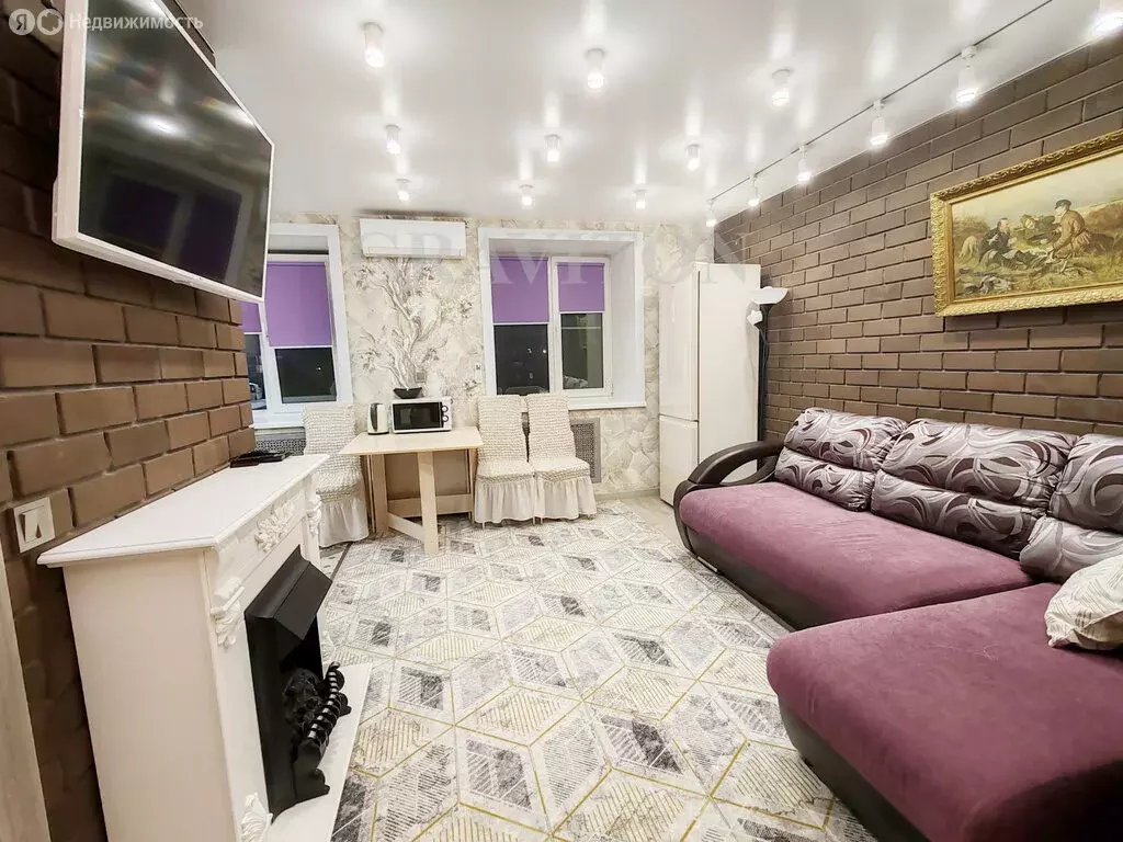 3-комнатная квартира: Горно-Алтайск, Коммунистический проспект, 51 (57 ... - Фото 1