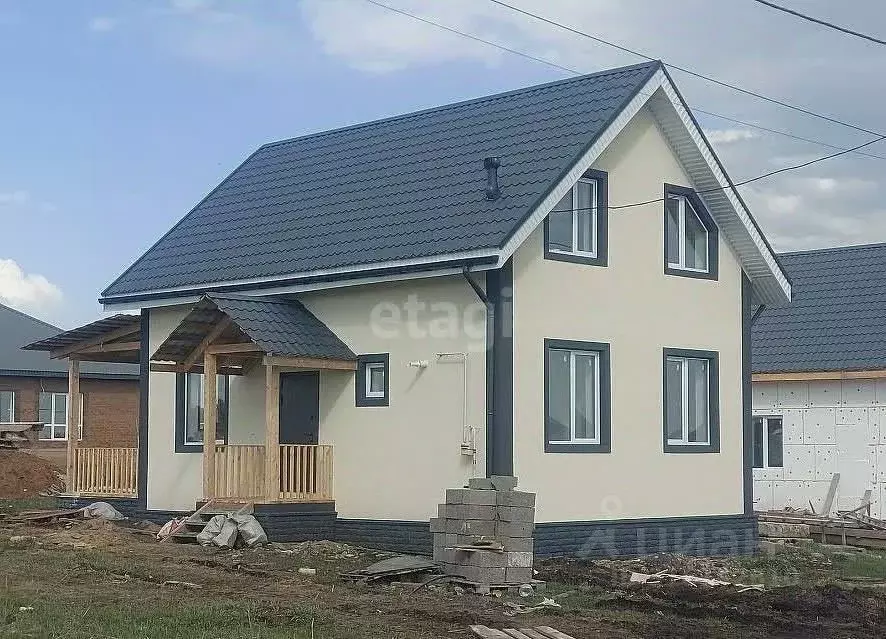 Дом в Башкортостан, Иглинский район, Акбердинский сельсовет, д. ... - Фото 0