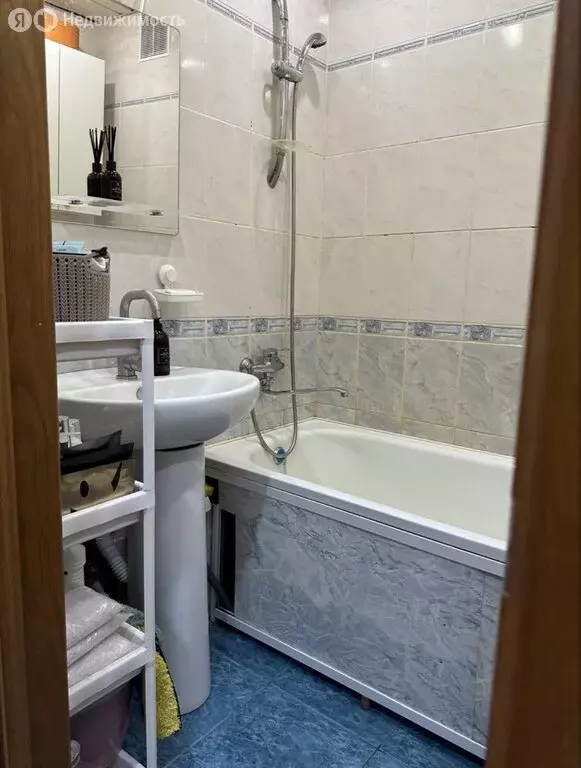 2-комнатная квартира: Мирный, улица Тихонова, 10 (45.5 м) - Фото 1
