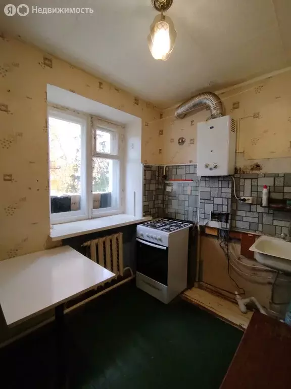 3-комнатная квартира: село Кандры, улица Ленина, 5 (53.6 м) - Фото 1