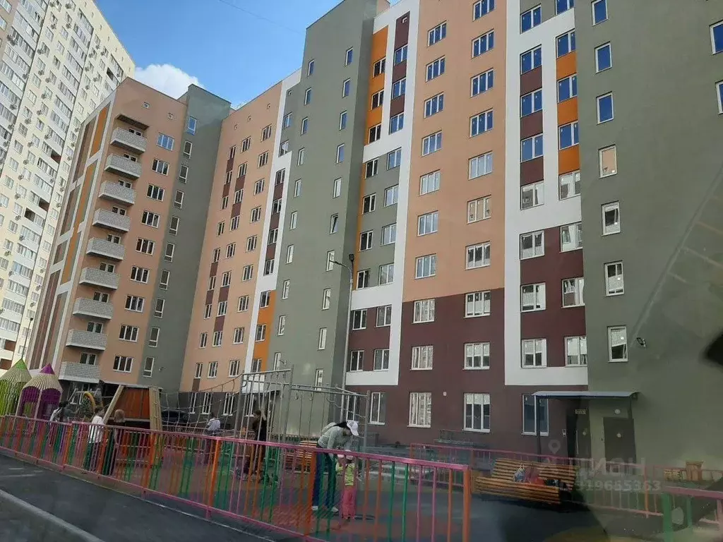 3-к кв. Саратовская область, Саратов Лунная ул., 32к1 (79.7 м) - Фото 1