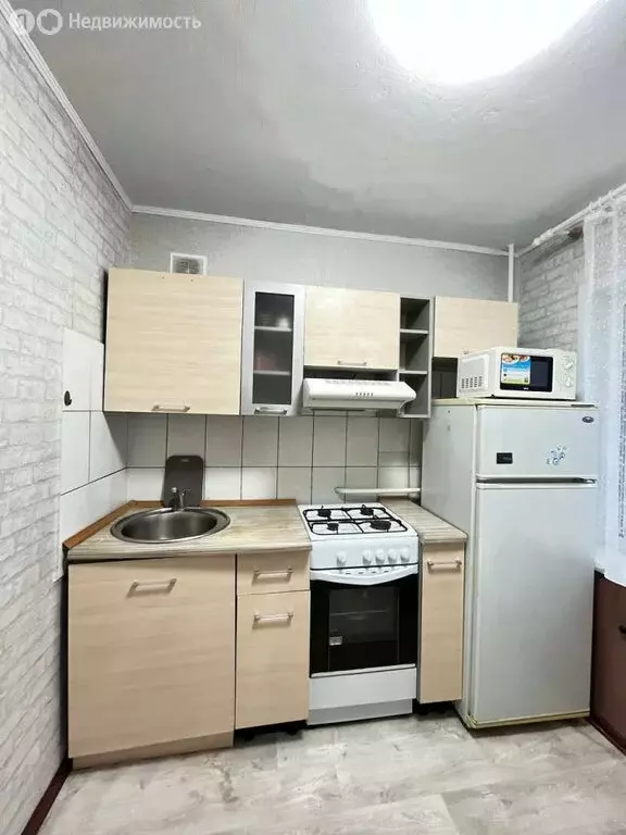 1-комнатная квартира: Березники, улица Льва Толстого, 80 (30.3 м) - Фото 0