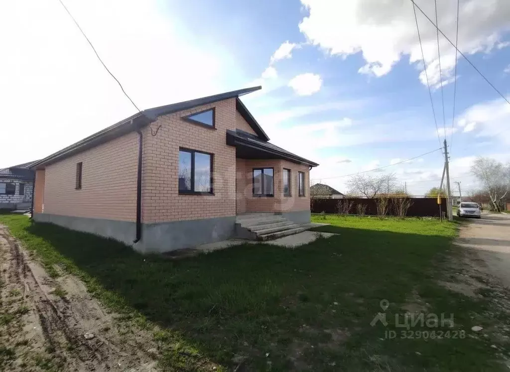 Дом в Ставропольский край, Михайловск Шпаковский район, Кленовый пер. ... - Фото 1