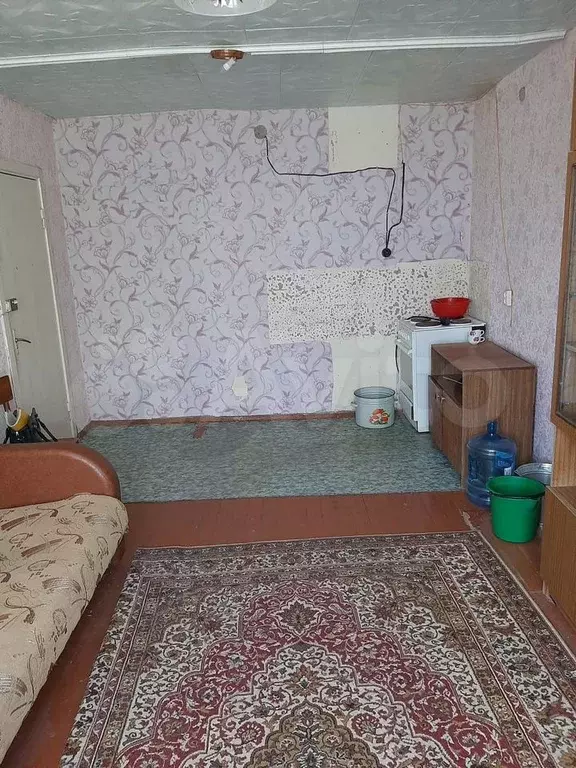 Комната 17,5 м в 6-к., 2/5 эт. - Фото 1