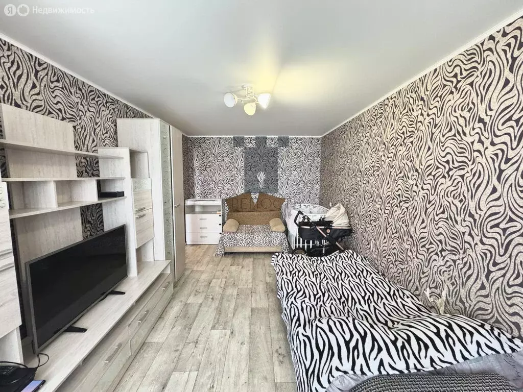 1-комнатная квартира: Мелеуз, 32-й микрорайон, 10 (34 м) - Фото 1