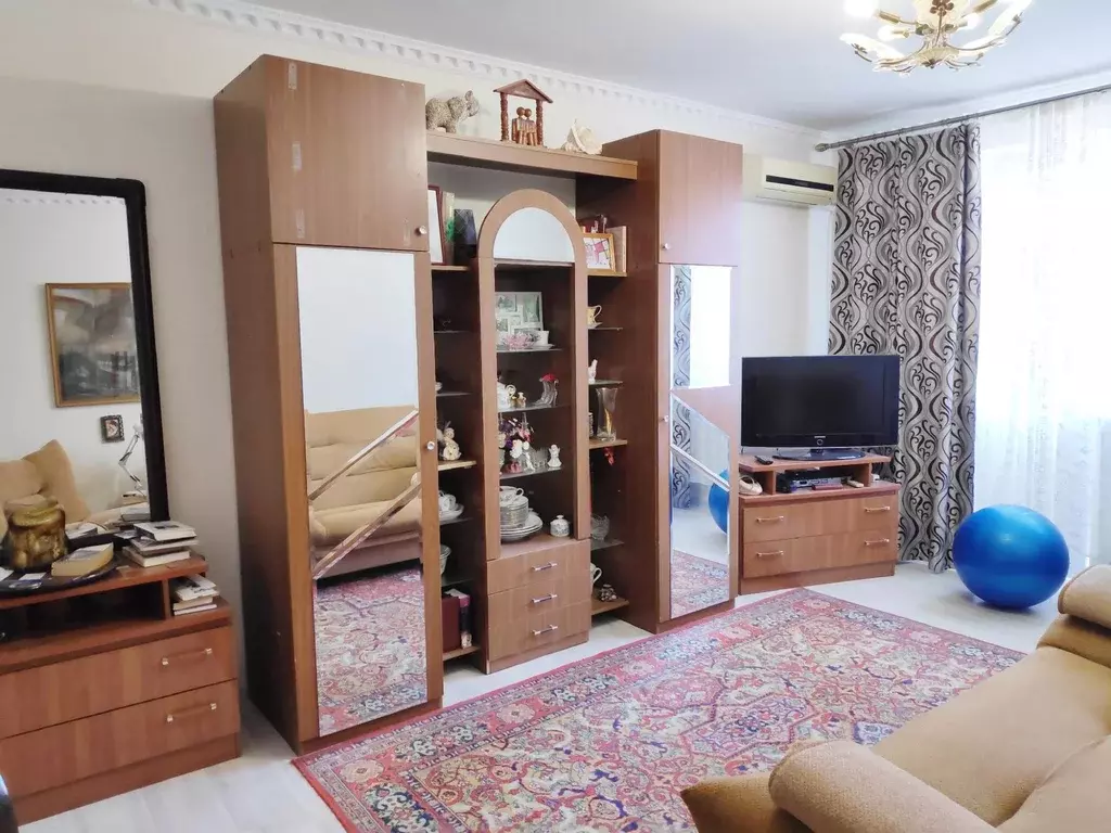 Квартира, 3 комнаты, 70 м - Фото 1