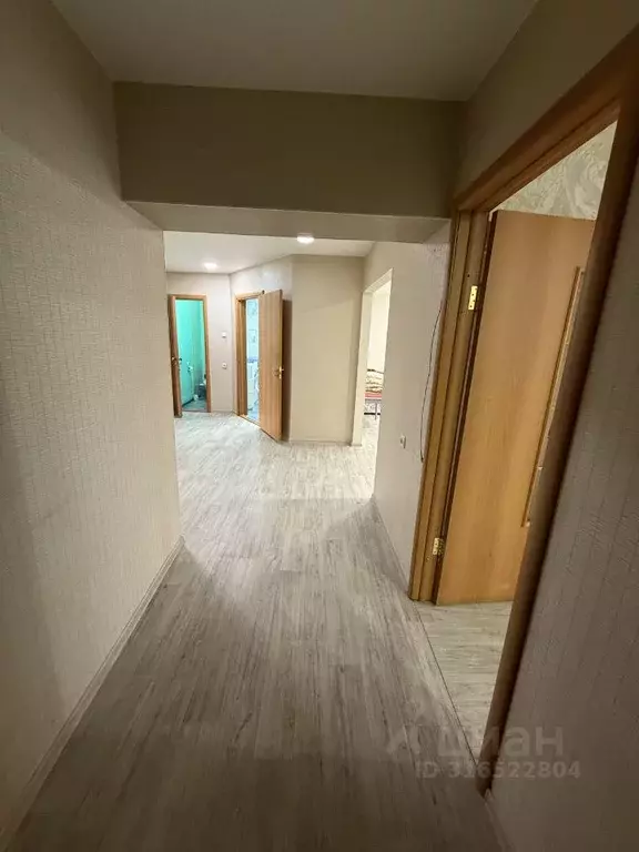 3-к кв. Тюменская область, Тюмень Ямская ул., 77к2 (103.0 м) - Фото 0